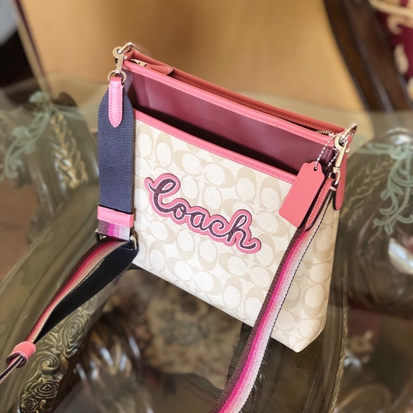 NWT Coach Signature Crossbody - Picture 3 of 8